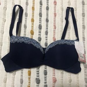 CACIQUE size 32A Max Boost Plunge Bra